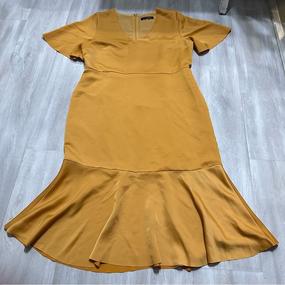 Banana Republic Yellow MIDI Flare Dress Sz 12 - Picture 2 of 9
